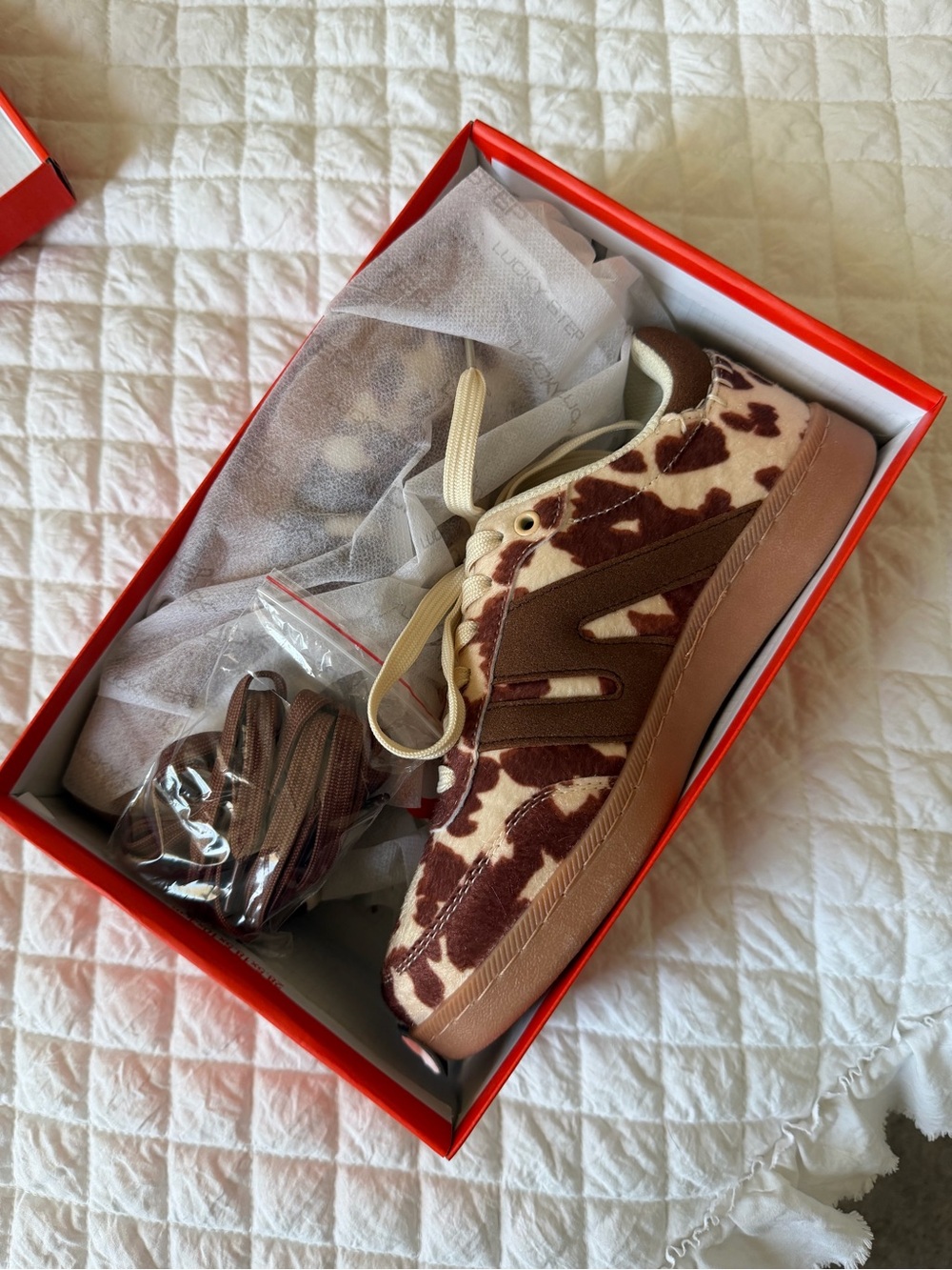 Women’s Brown Cow-Print Sneakers - Stylish Casual Comfort